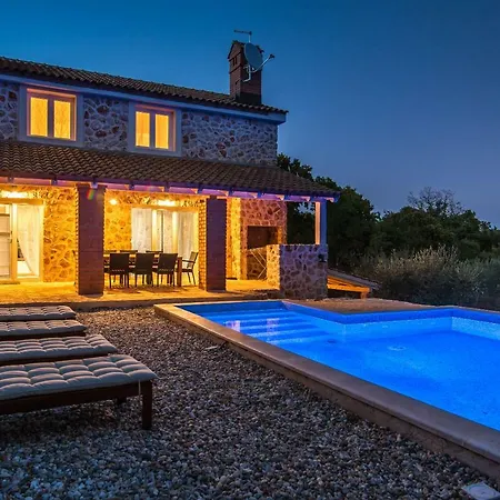 Harmony Villa Risika